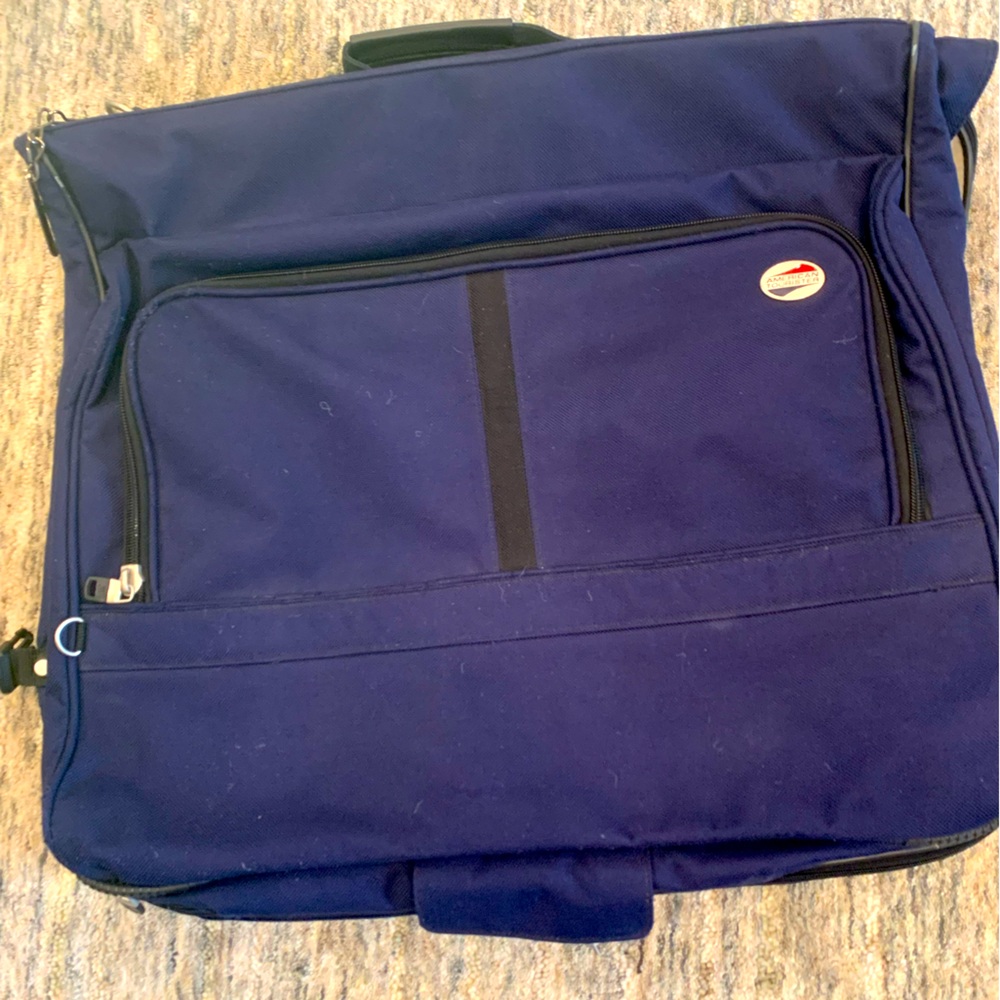 American Tourister Navy Blue Garment Bag.